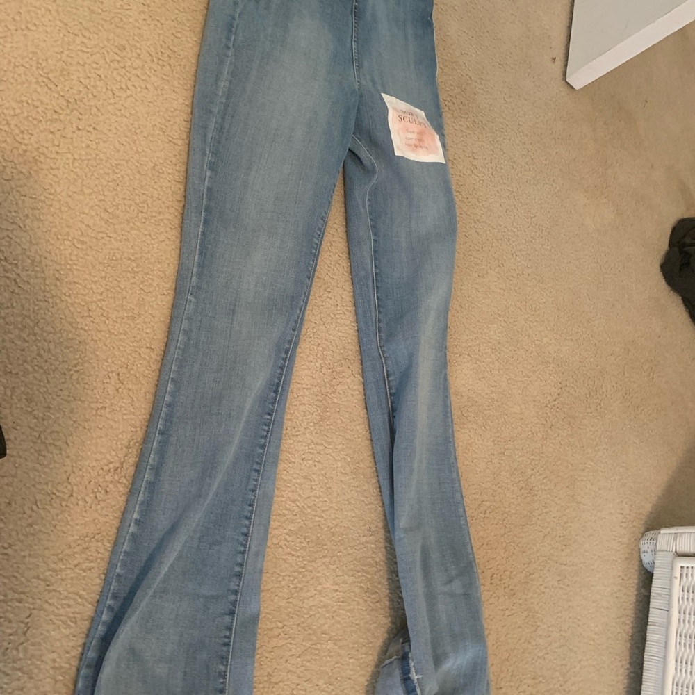 NWT Jessica Simpson pull on flare jeans sz 25
